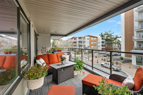 203-2461 Sidney Ave, Sidney, BC - Outdoor With Exterior