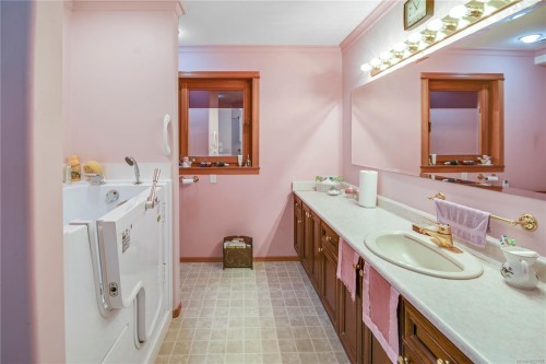 2700 Ritten Rd, Nanaimo, BC 