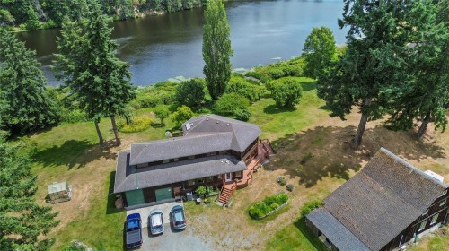 2700 Ritten Rd, Nanaimo, BC 