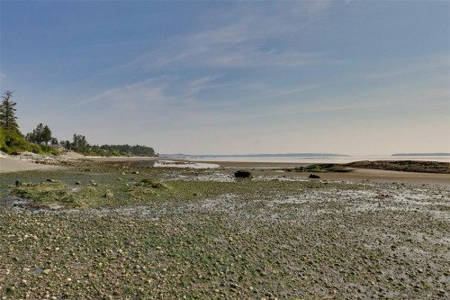 5299 Parker Ave, Saanich, BC 