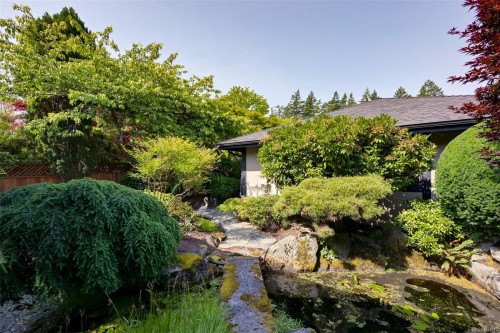 5299 Parker Ave, Saanich, BC 