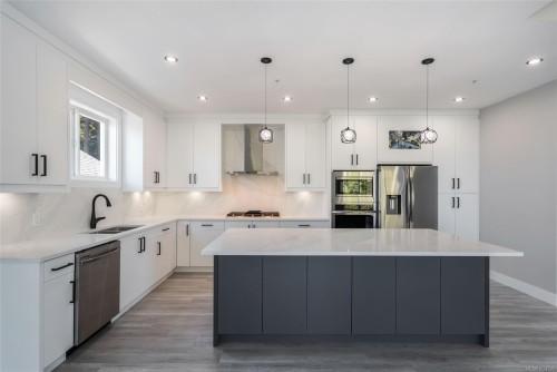 124 Hawk Point Rd, Nanaimo, BC 