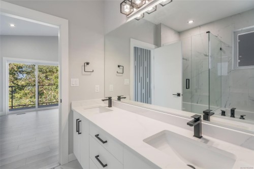 124 Hawk Point Rd, Nanaimo, BC 