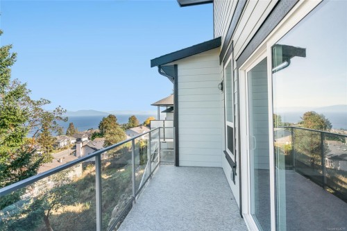 124 Hawk Point Rd, Nanaimo, BC 