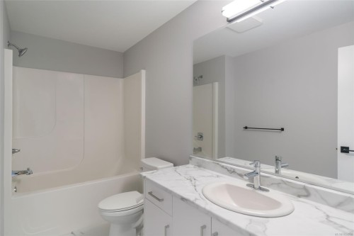 124 Hawk Point Rd, Nanaimo, BC 