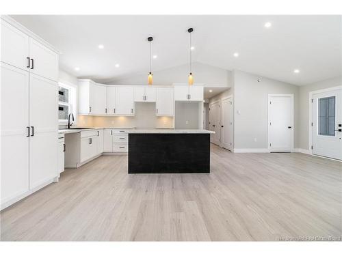 90 Shields St, Douglas, NB 