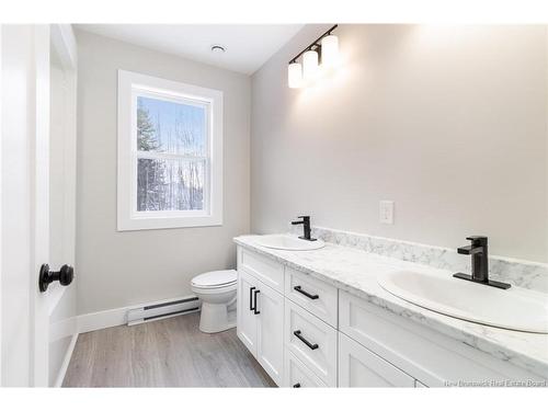 90 Shields St, Douglas, NB 