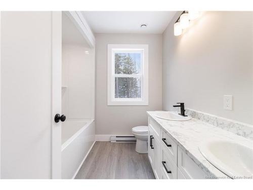 90 Shields St, Douglas, NB 