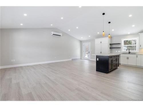 90 Shields St, Douglas, NB 