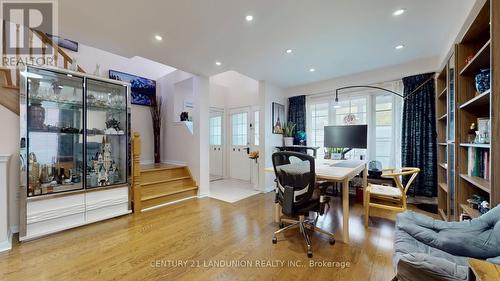 10 Majestic Drive, Markham, ON - Indoor