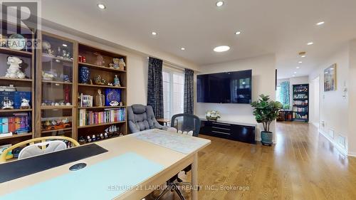 10 Majestic Drive, Markham, ON - Indoor