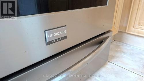 10 Majestic Drive, Markham, ON - Indoor Photo Showing Other Room