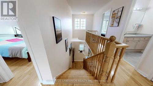 10 Majestic Drive, Markham, ON - Indoor Photo Showing Other Room