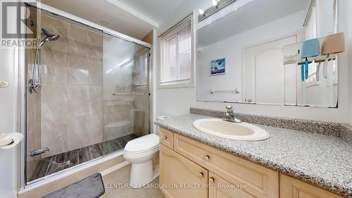 10 Majestic Drive, Markham, ON - Indoor Photo Showing Bathroom