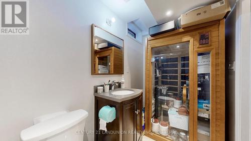 10 Majestic Drive, Markham, ON - Indoor Photo Showing Bathroom