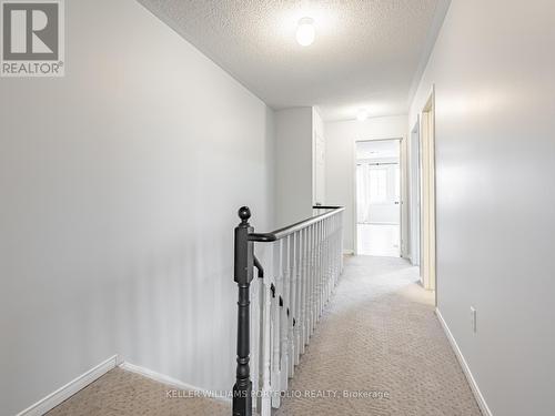 7160 Waldorf Way, Mississauga, ON - Indoor Photo Showing Other Room
