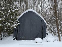 COVERALL STYLE STORAGE - 