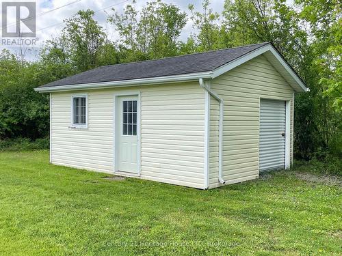 4069 Niagara River Parkway, Fort Erie (Black Creek), ON - Outdoor With Exterior