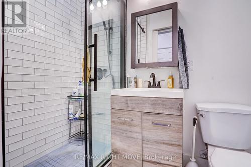 110 Mary Street, Orillia, ON - Indoor Photo Showing Bathroom