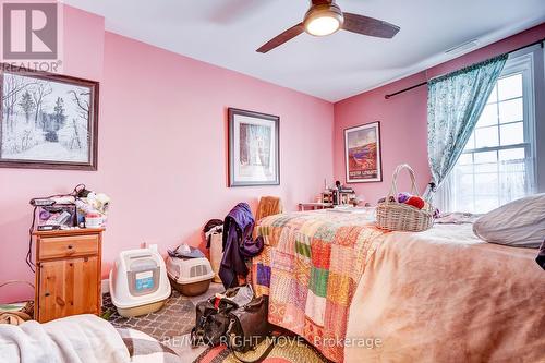 110 Mary Street, Orillia, ON - Indoor Photo Showing Bedroom