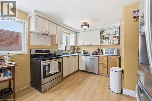 311 Northview Heights Place, Cambridge, ON - Indoor Photo Showing Kitchen
