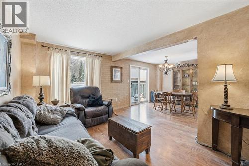 311 Northview Heights Place, Cambridge, ON - Indoor Photo Showing Living Room