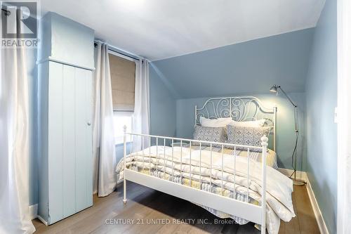 469 Hopkins Avenue, Peterborough (Town Ward 3), ON - Indoor Photo Showing Bedroom