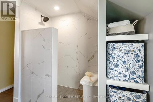 469 Hopkins Avenue, Peterborough (Town Ward 3), ON - Indoor