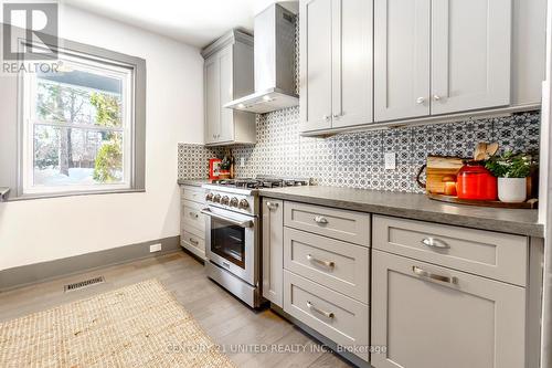 469 Hopkins Avenue, Peterborough (Town Ward 3), ON - Indoor Photo Showing Kitchen