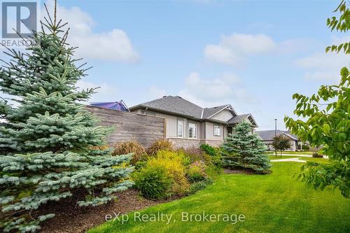 26 Middleton Avenue, Centre Wellington (Fergus), ON - Outdoor