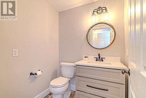 61 Kenrei Road, Kawartha Lakes (Lindsay), ON - Indoor Photo Showing Bathroom