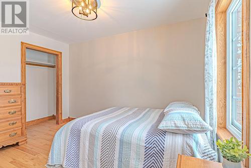 61 Kenrei Road, Kawartha Lakes (Lindsay), ON - Indoor Photo Showing Bedroom
