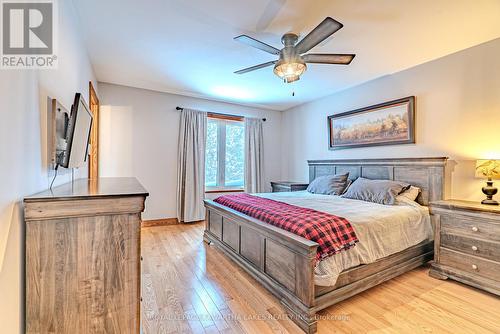 61 Kenrei Road, Kawartha Lakes (Lindsay), ON - Indoor Photo Showing Bedroom