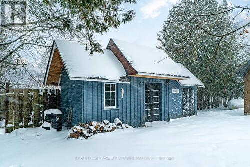 61 Kenrei Road, Kawartha Lakes (Lindsay), ON - Outdoor