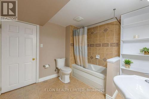 599 Wellington Street, St. Thomas, ON - Indoor Photo Showing Bathroom