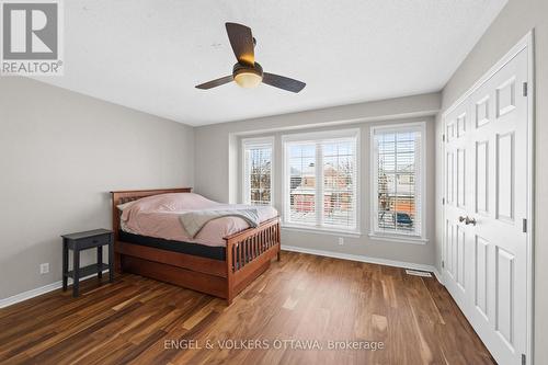 406 Keith Crescent, Ottawa, ON - Indoor Photo Showing Bedroom