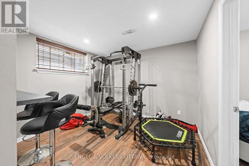 406 Keith Crescent, Ottawa, ON - Indoor Photo Showing Gym Room