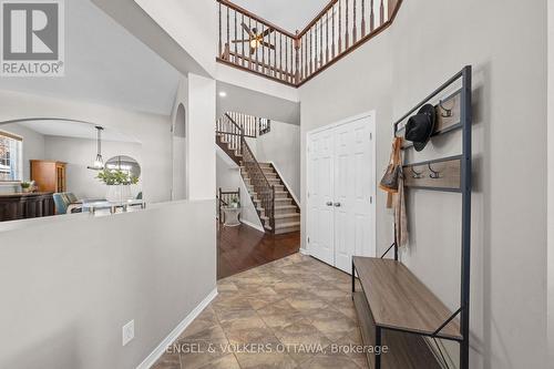 406 Keith Crescent, Ottawa, ON - Indoor Photo Showing Other Room