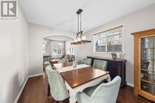 406 Keith Crescent, Ottawa, ON - Indoor Photo Showing Dining Room