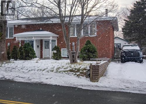 1 Jeffers Drive, Mount Pearl, NL - Outdoor