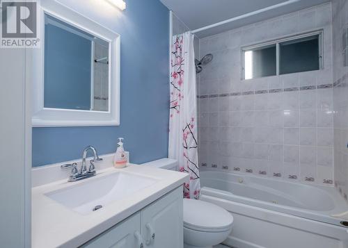 1 Jeffers Drive, Mount Pearl, NL - Indoor Photo Showing Bathroom