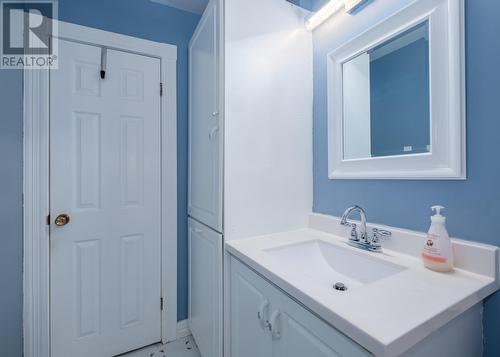 1 Jeffers Drive, Mount Pearl, NL - Indoor Photo Showing Bathroom