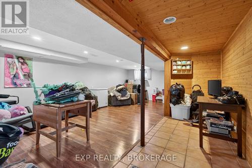 340 Palace Road, Kingston (Central City East), ON - Indoor Photo Showing Other Room