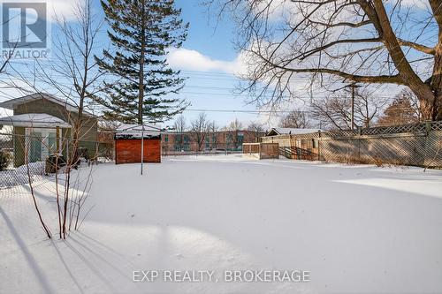 340 Palace Road, Kingston (Central City East), ON - Outdoor