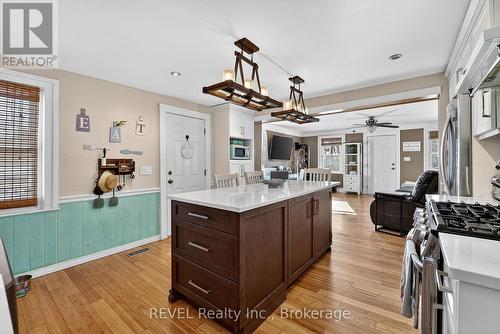 24 Margaret Street, Thorold (Port Robinson), ON - Indoor Photo Showing Kitchen