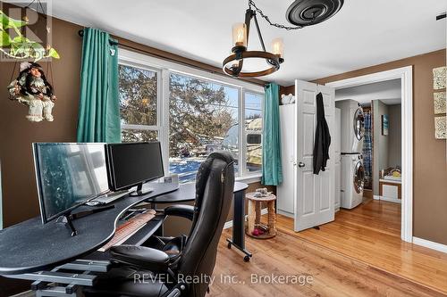 24 Margaret Street, Thorold (Port Robinson), ON - Indoor