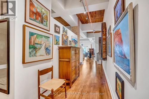 208 - 993 Queen Street W, Toronto, ON - Indoor Photo Showing Other Room