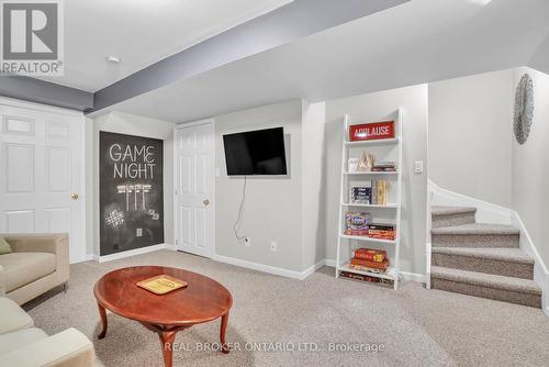 389 Ferndale Drive S, Barrie, ON - Indoor Photo Showing Living Room