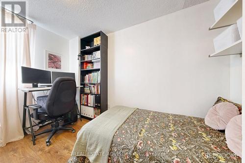 3rd bedroom - 524 - 1625 Bloor Street, Mississauga, ON - Indoor Photo Showing Bedroom