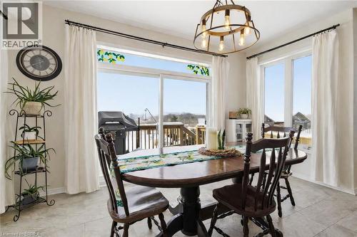 298 Dolman Street, Breslau, ON - Indoor Photo Showing Dining Room